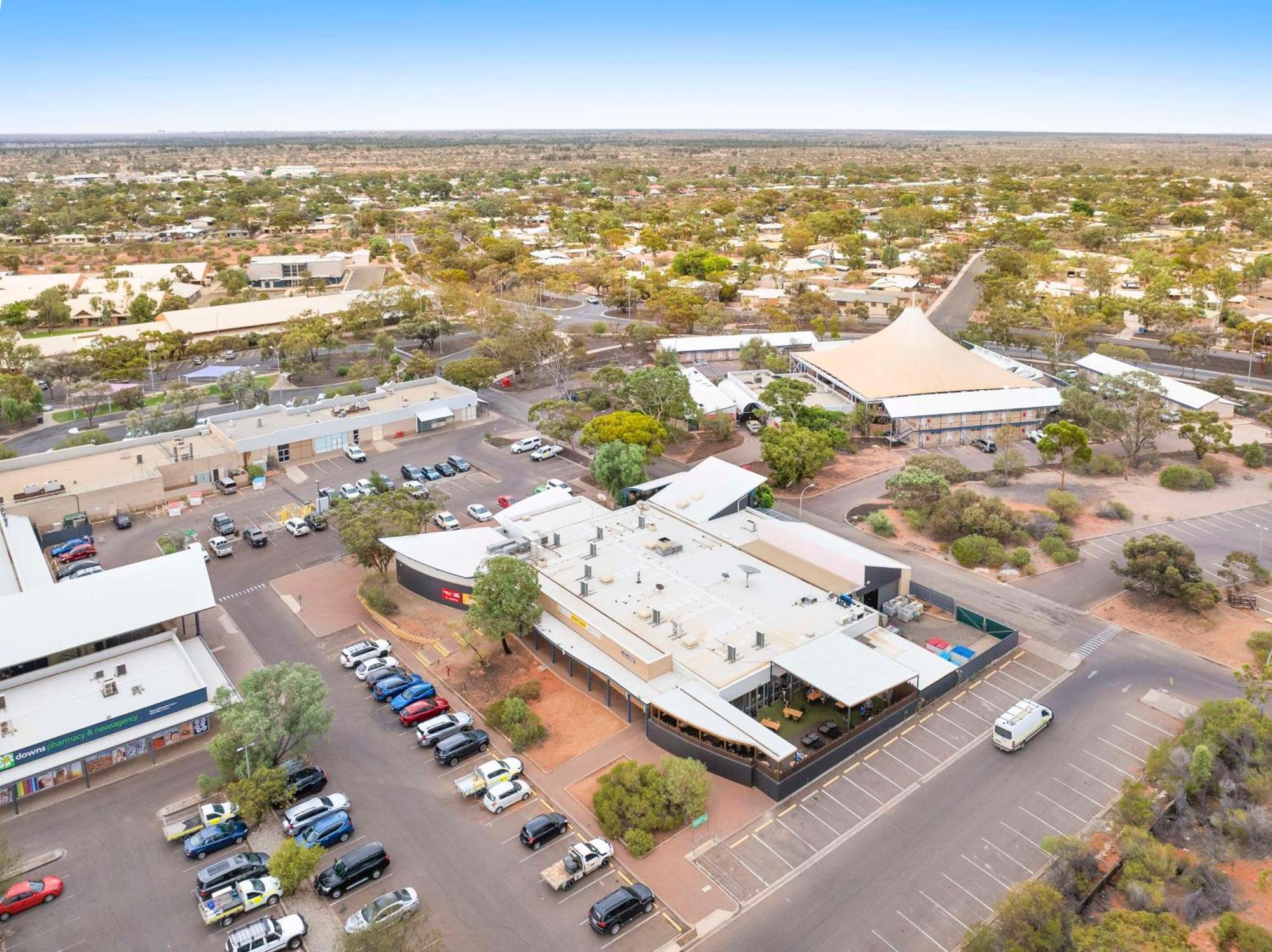 Nightcap At Roxby Downs Motel Екстериор снимка