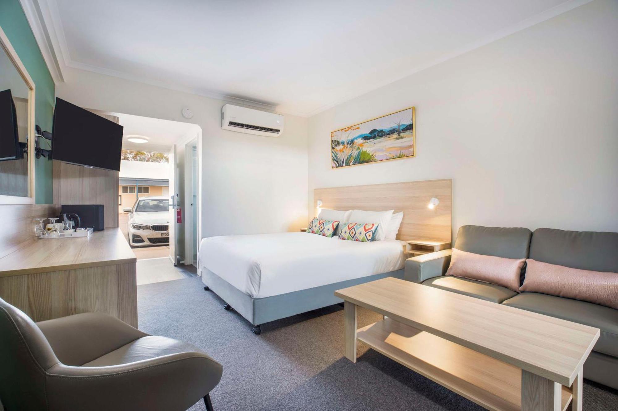Nightcap At Roxby Downs Motel Екстериор снимка
