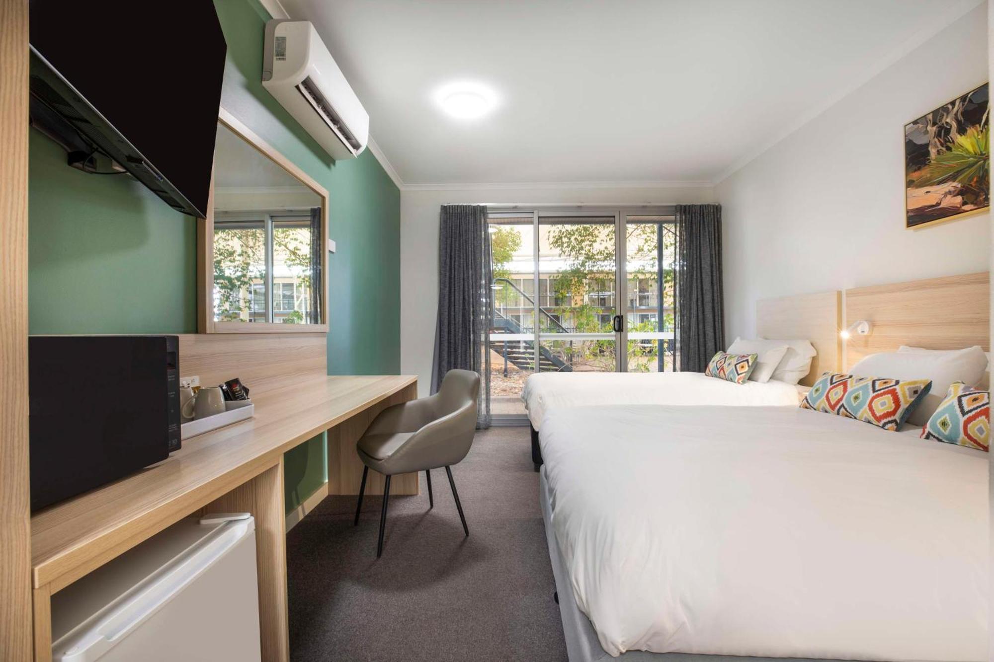 Nightcap At Roxby Downs Motel Екстериор снимка