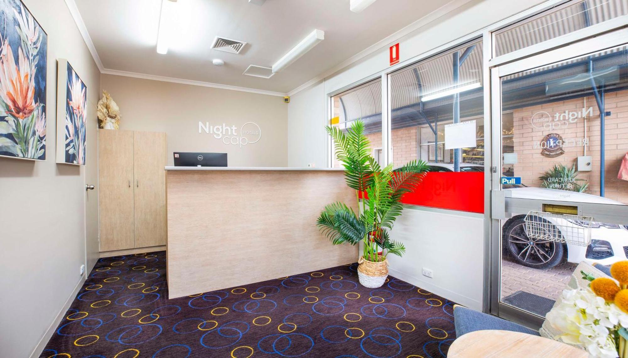 Nightcap At Roxby Downs Motel Екстериор снимка