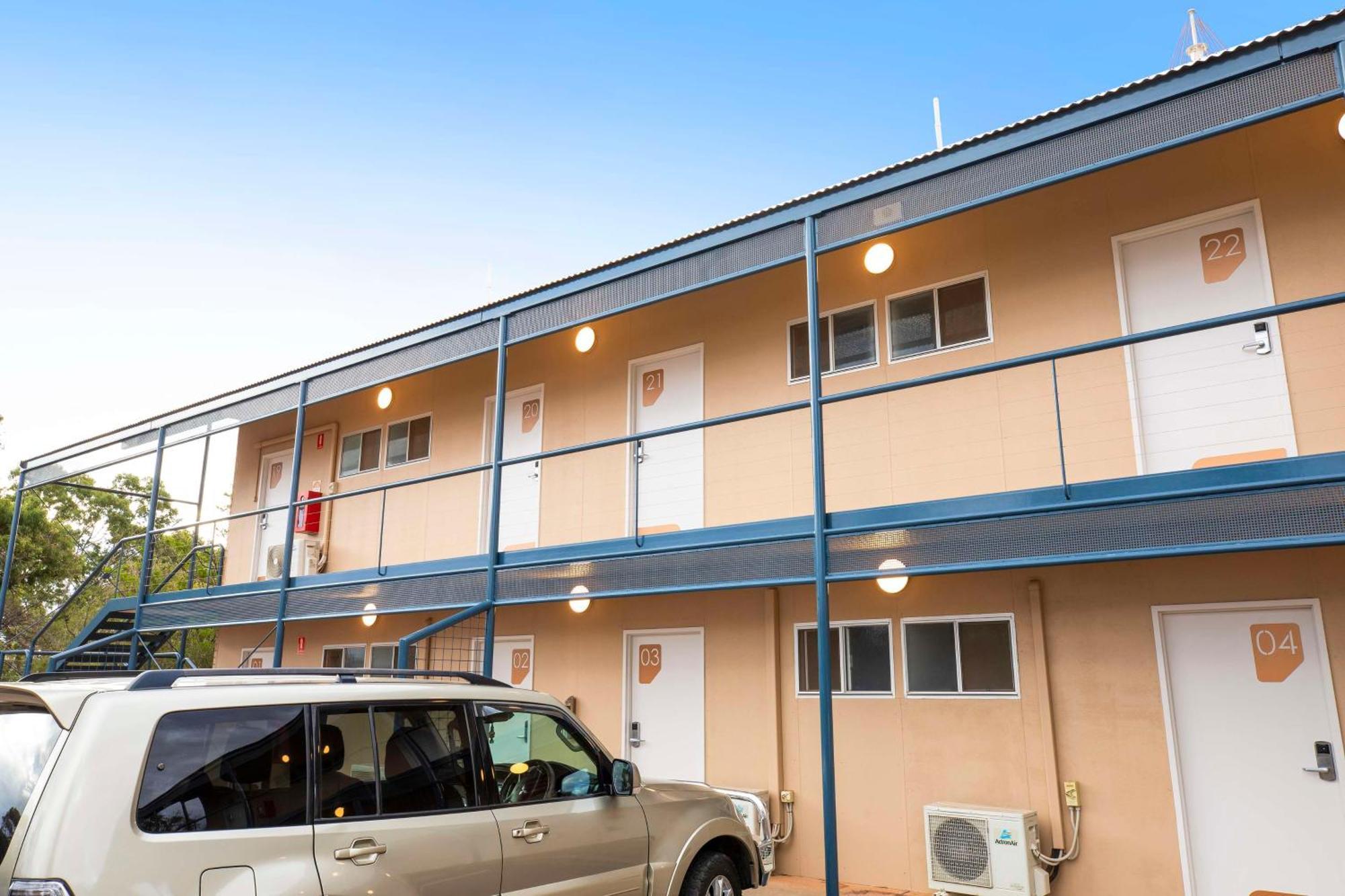 Nightcap At Roxby Downs Motel Екстериор снимка